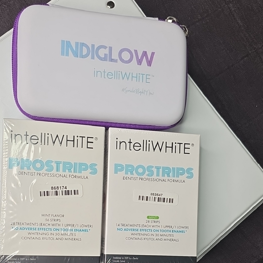 IntelliWHITE Teeth Whitening Set with Case